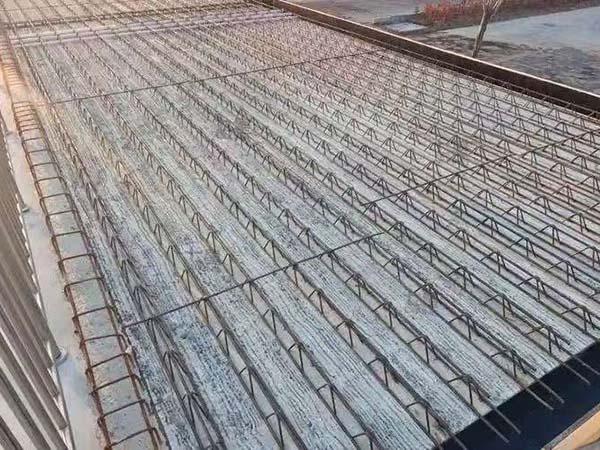 免拆底模鋼筋桁架樓承板